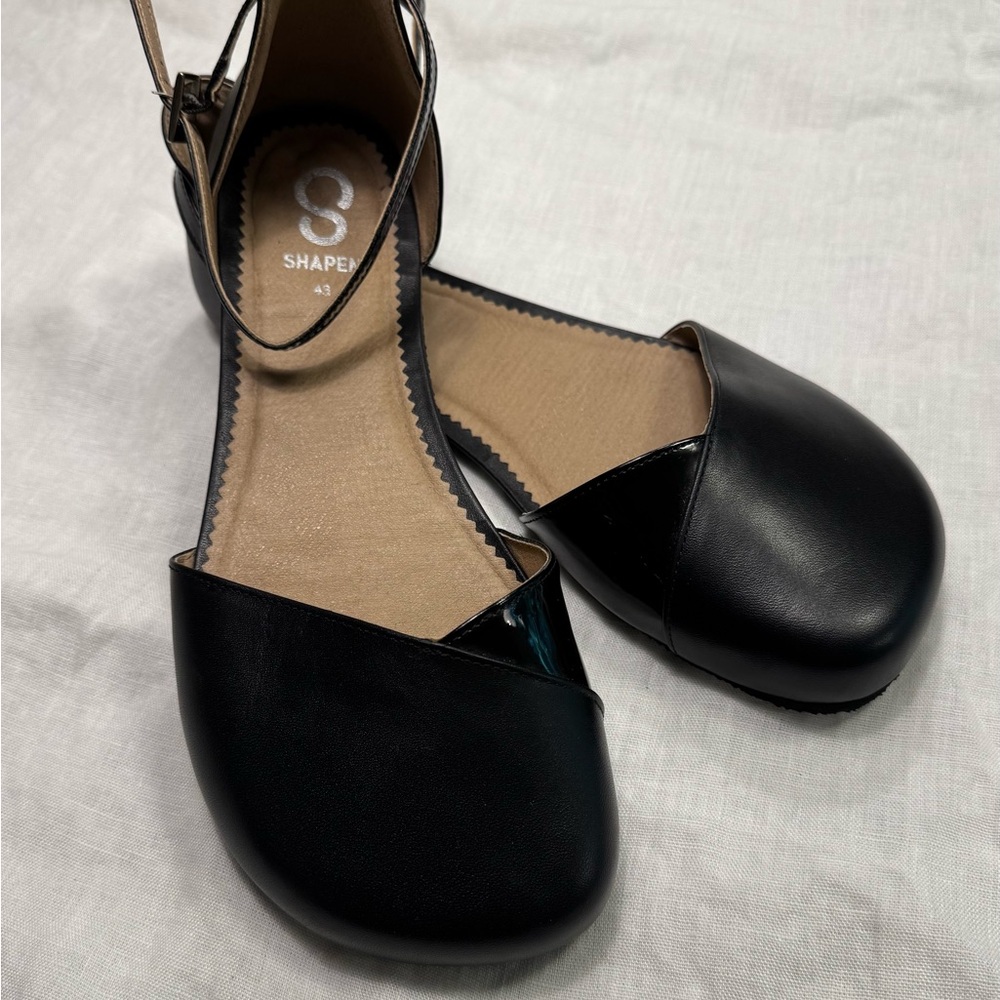 Shapen Tulip Black Dress Flats, barefoot, minimalist